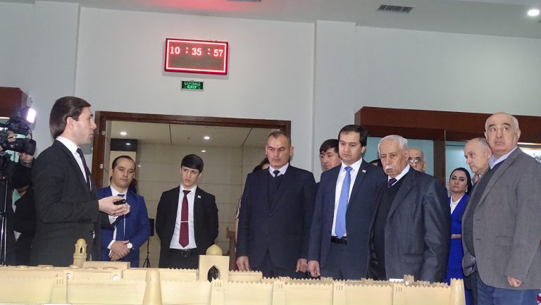 Намоиш ва конфронси илмӣ таҳти унвони «Ҳулбук – нишонае аз таърихи тамаддуни миллати тоҷик» дар Осорхонаи миллии Тоҷикистон